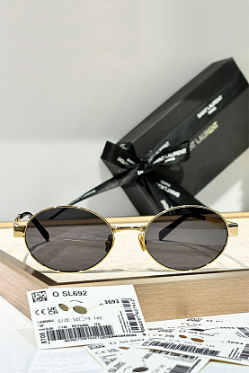 Солнцезащитные очки Eyewear