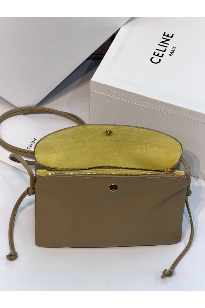 Celine Кожаная сумка Trio Flap premium 22.5x13x3.5 см