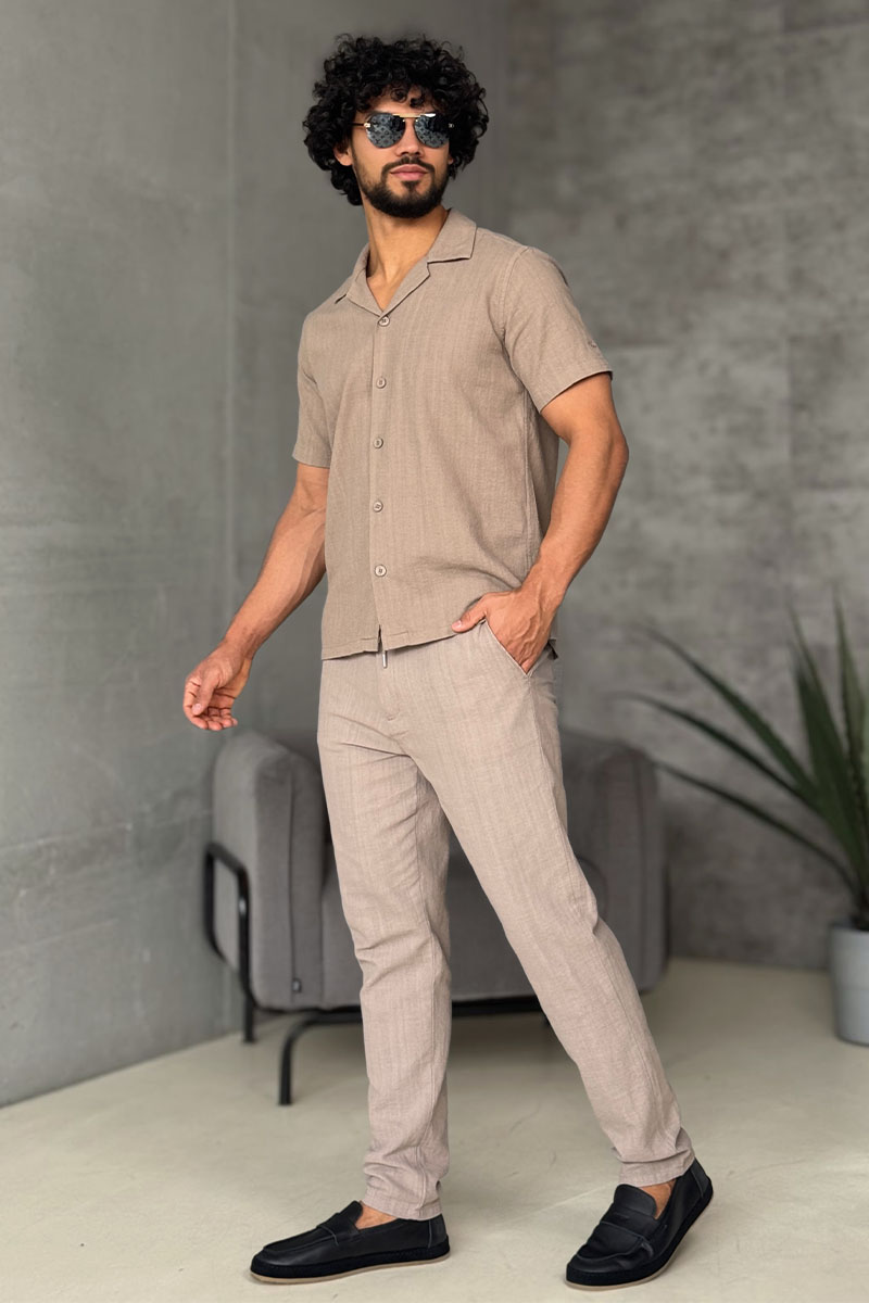 Loro Piana Мужские брюки бежевого цвета