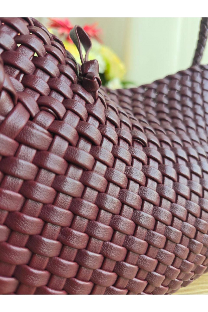 Bottega Veneta Кожаная сумка intrecciato 30x14 см