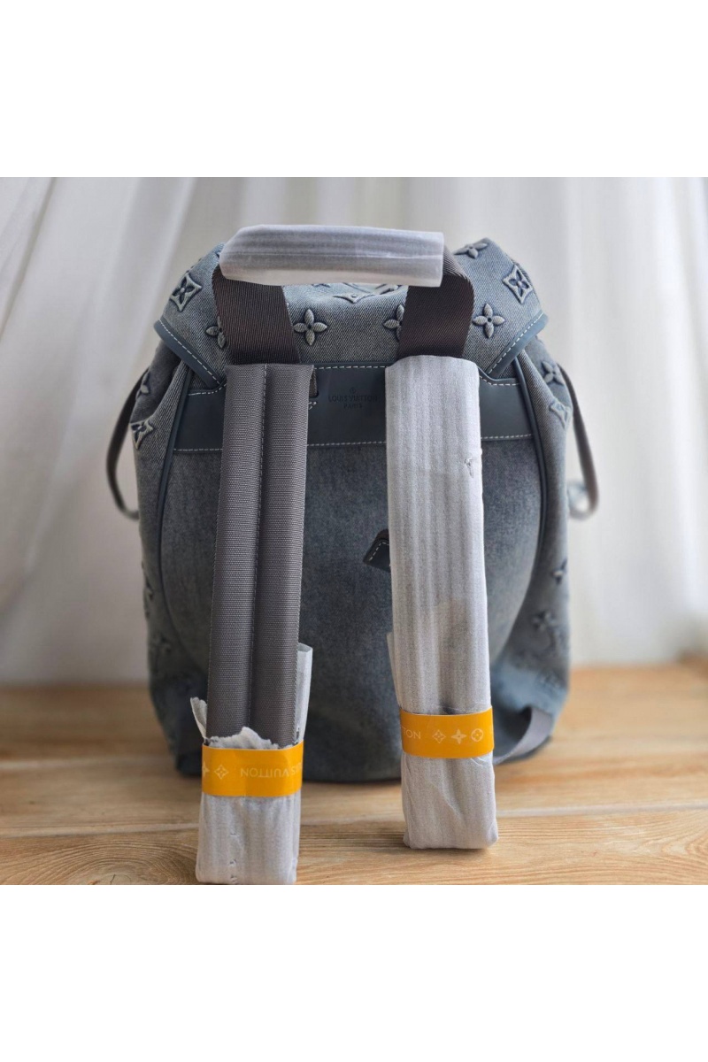 Lоuis Vuittоn Рюкзак Montsouris Monogram Washed