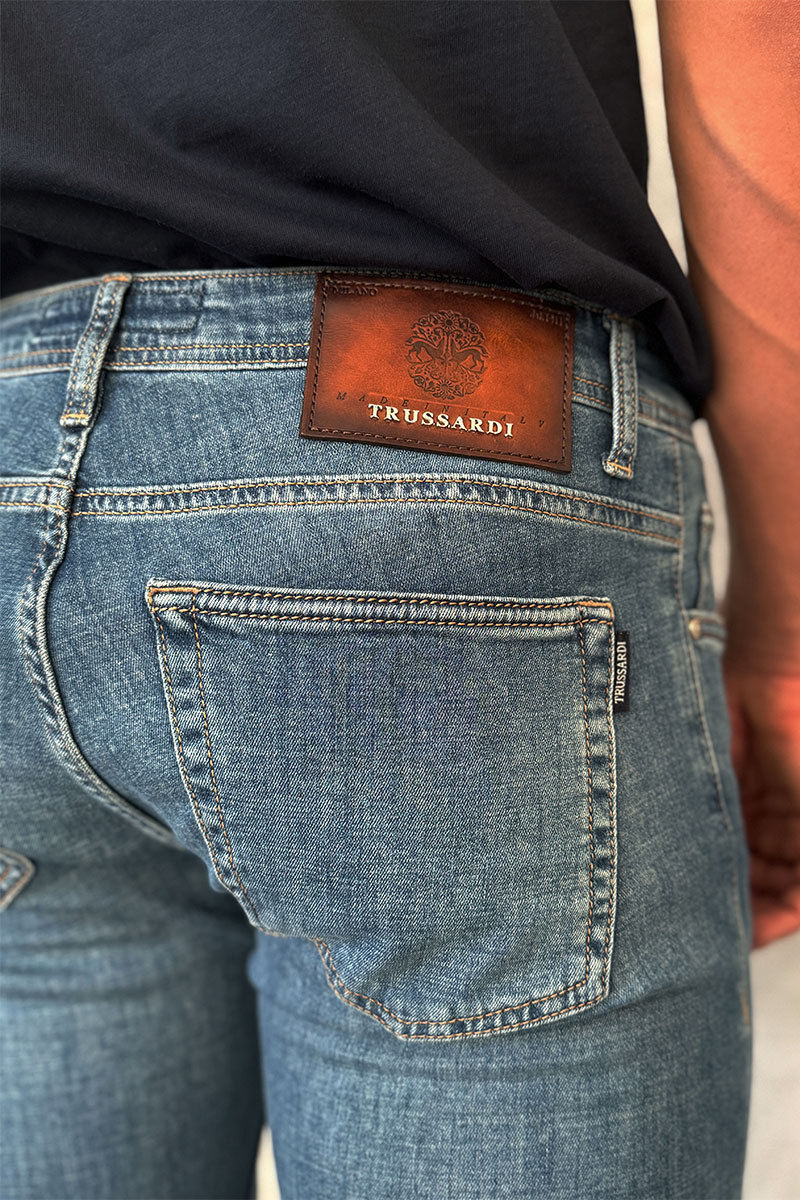 Trussardi Мужские джинсы светло-синего цвета regular fit