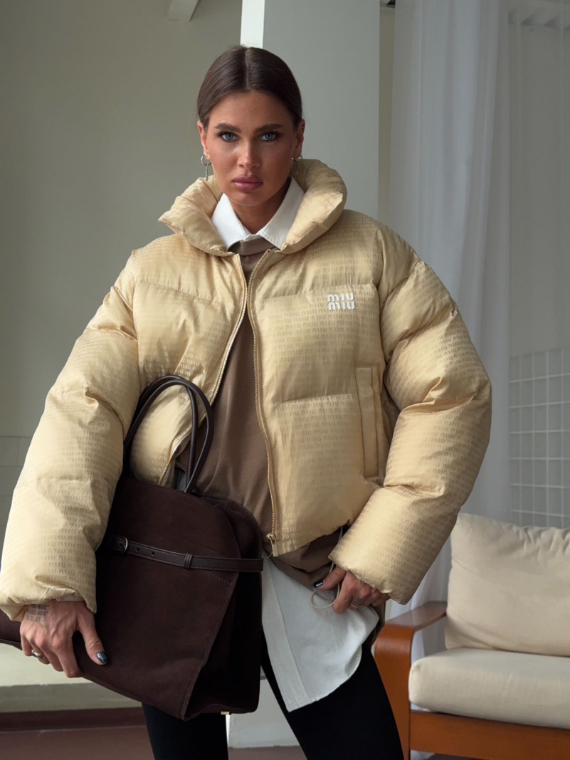 MIU MIU Бежевая женская куртка 