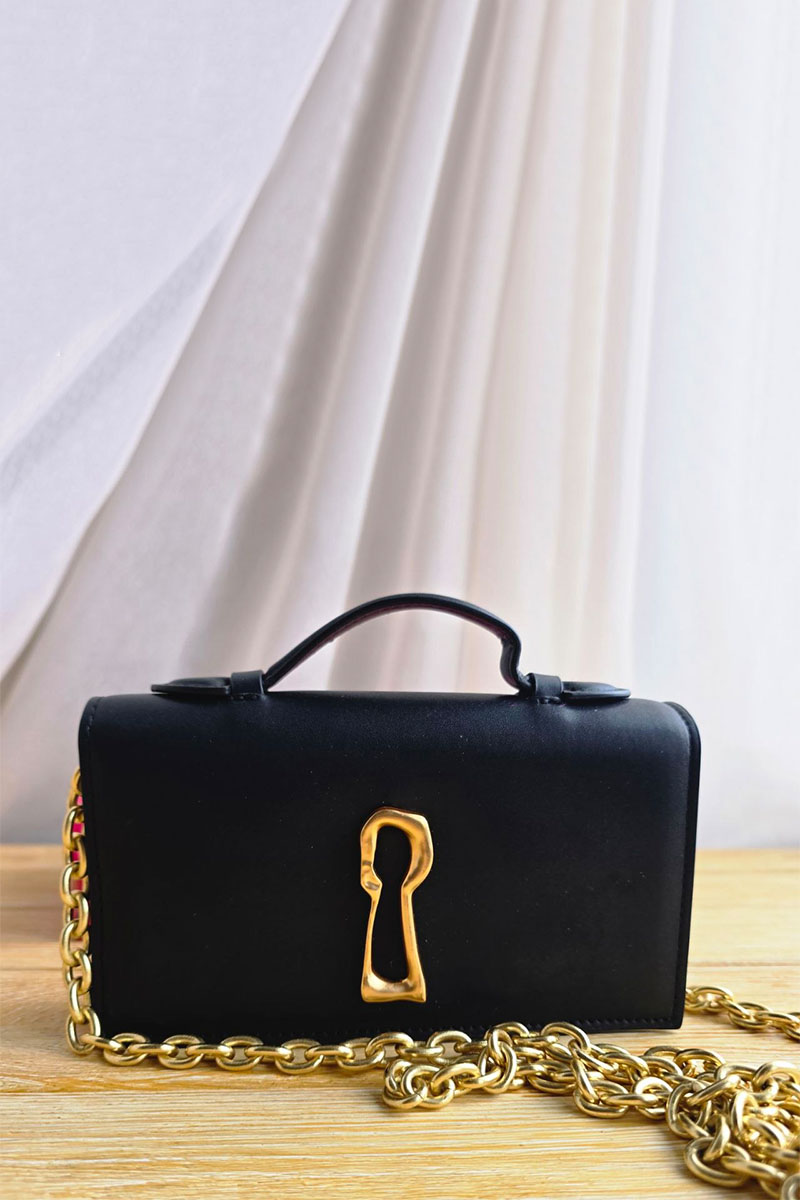 Schiaparelli Кожаная сумка клатч 19x11 см