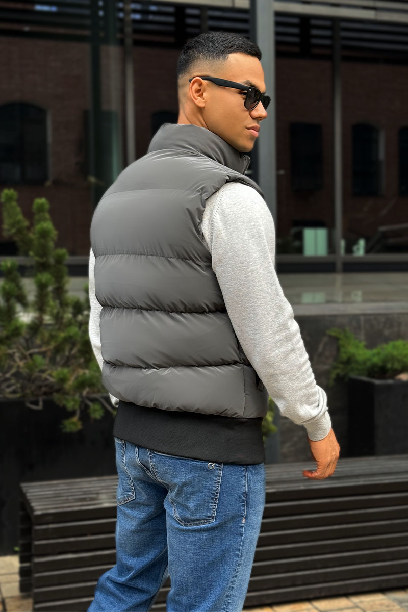 Dоlсе & Gаbbаnа Мужской серый жилет logo-plaque 