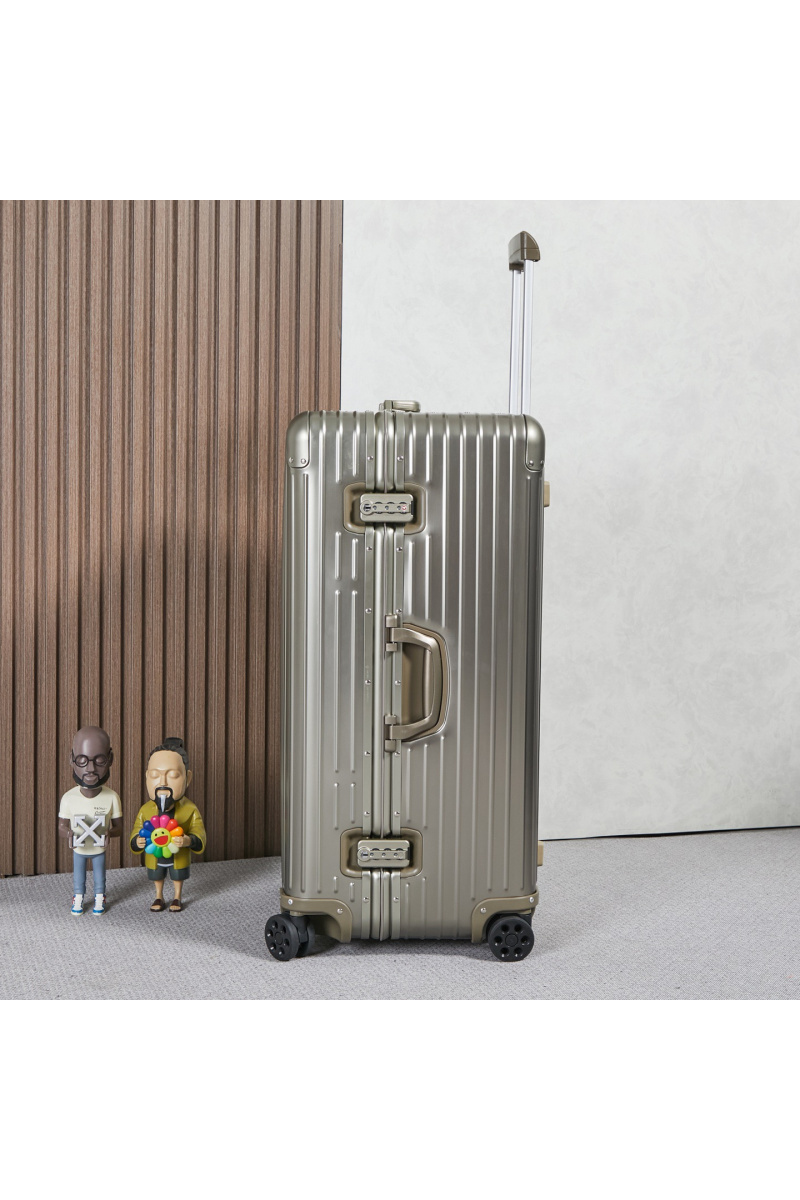 Rimowa Чемодан Aluminum Trunk Premium 77x42x36 см