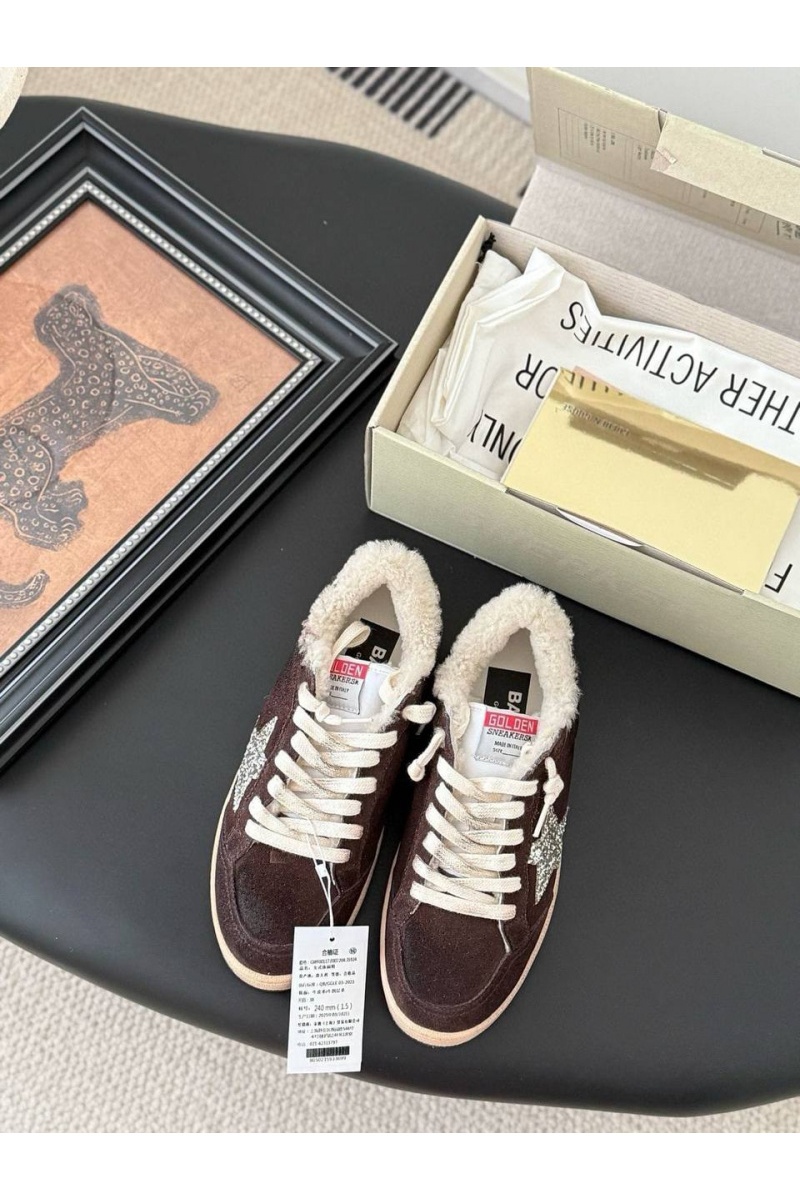 Designer Clothing Женские кроссовки с мехом Golden Goose