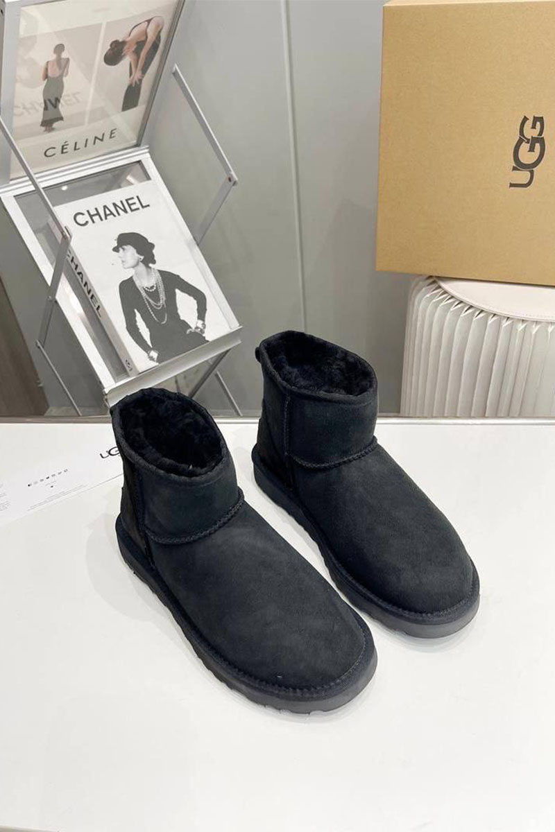 UGG Мужские чёрные ботинки Classic
