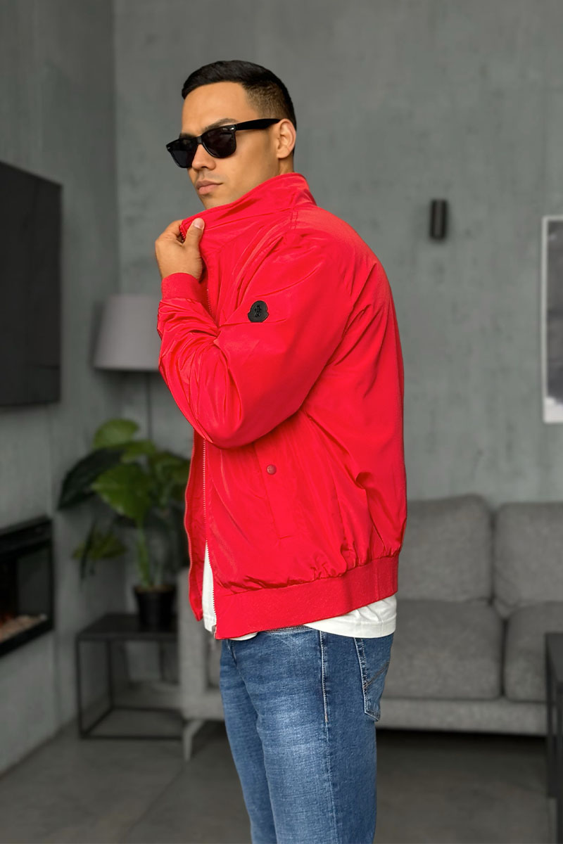 Moncler Мужская ветровка красного цвета logo-patch