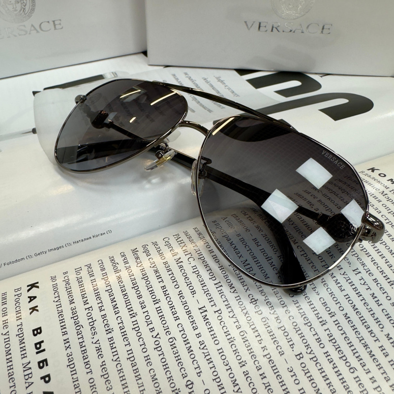 Versace Солнцезащитные очки Aviator - Black