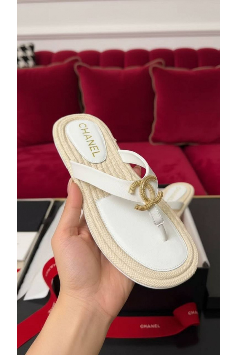 Chаnеl Женские кожаные шлёпанцы Cruise premium