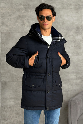 Мужской тёмно-синий пуховик logo-patch 