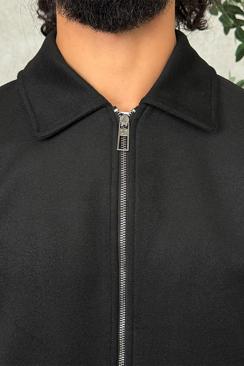 Loro Piana Куртка чёрного цвета 