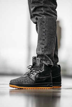 Кроссовки с мехом Lunar Force 1 Duckboot - Back / Gum