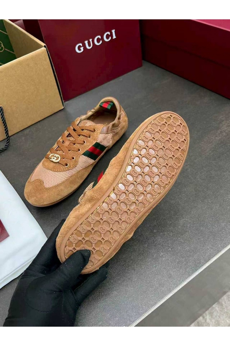Gucci Женские кроссовки GG Shift premium