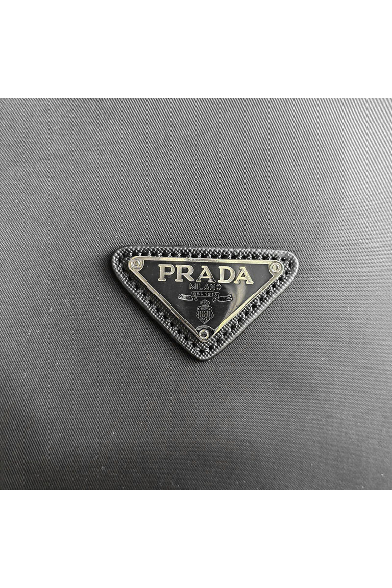 Prada Нейлоновый рюкзак logo-plaque 40x30 см