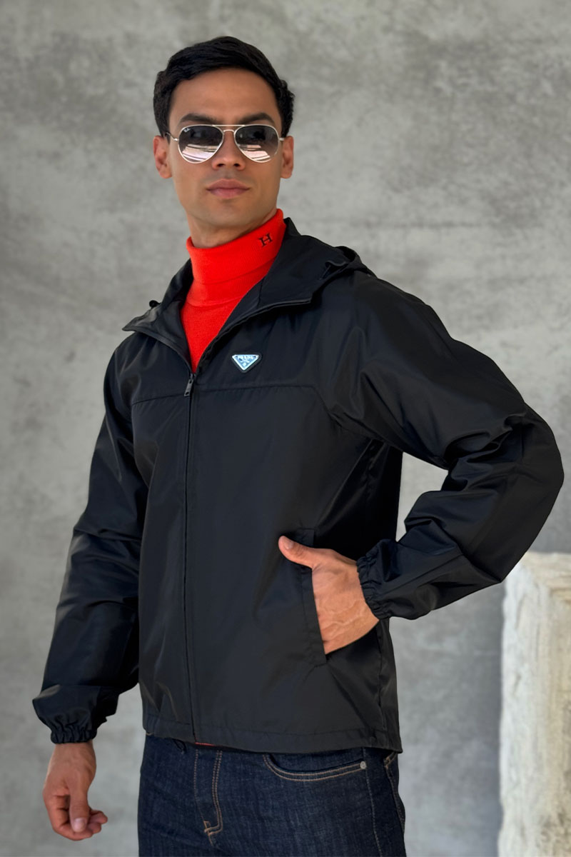 Prada Мужская чёрная ветровка logo-plaque