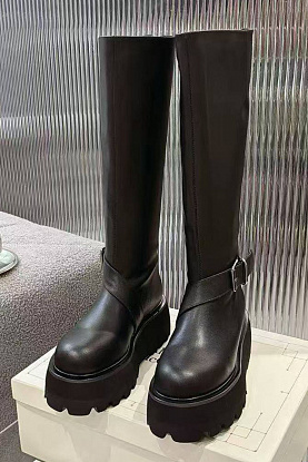 Женские кожаные сапоги 