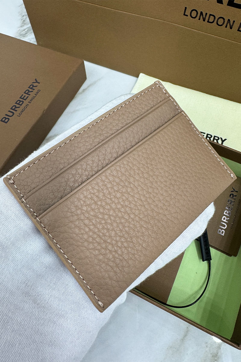 Burberry Кожаный кардхолдер Premium 10x7 см