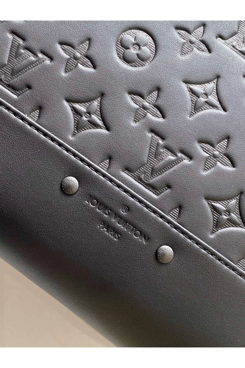 Lоuis Vuittоn Кожаный рюкзак Racer Shadow Premium 33x41x18 см