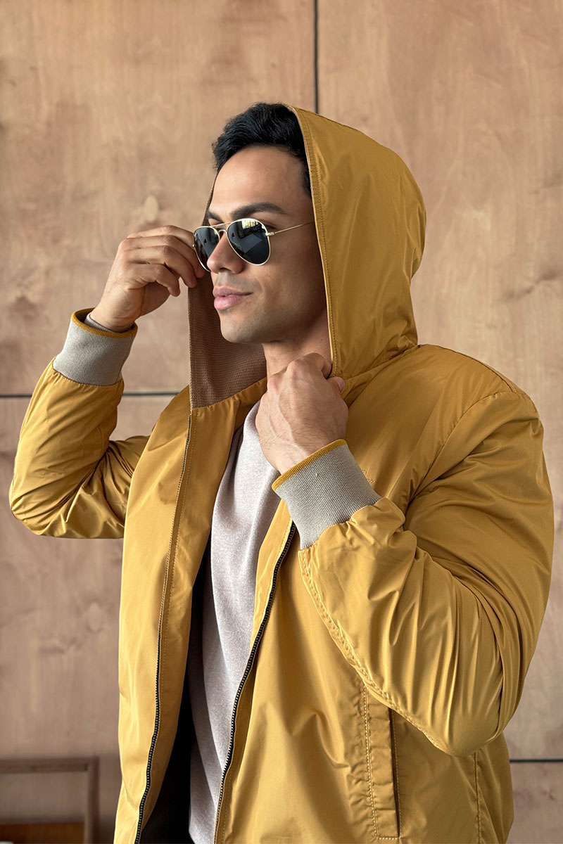 Loro Piana Мужская ветровка бежевого цвета