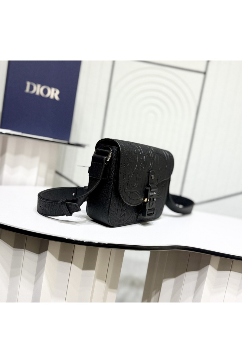Dior Кожаная сумка Saddle Messenger Premium 23x17.5x6 см