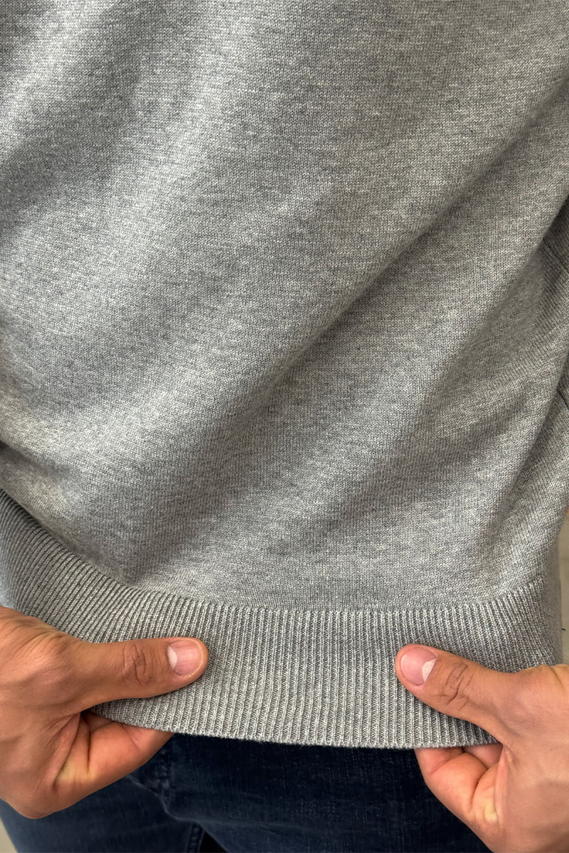 Hugо Воss Мужской джемпер серого цвета