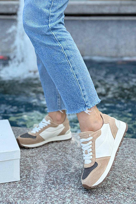 Женские замшевые кроссовки Monili - White / Beige