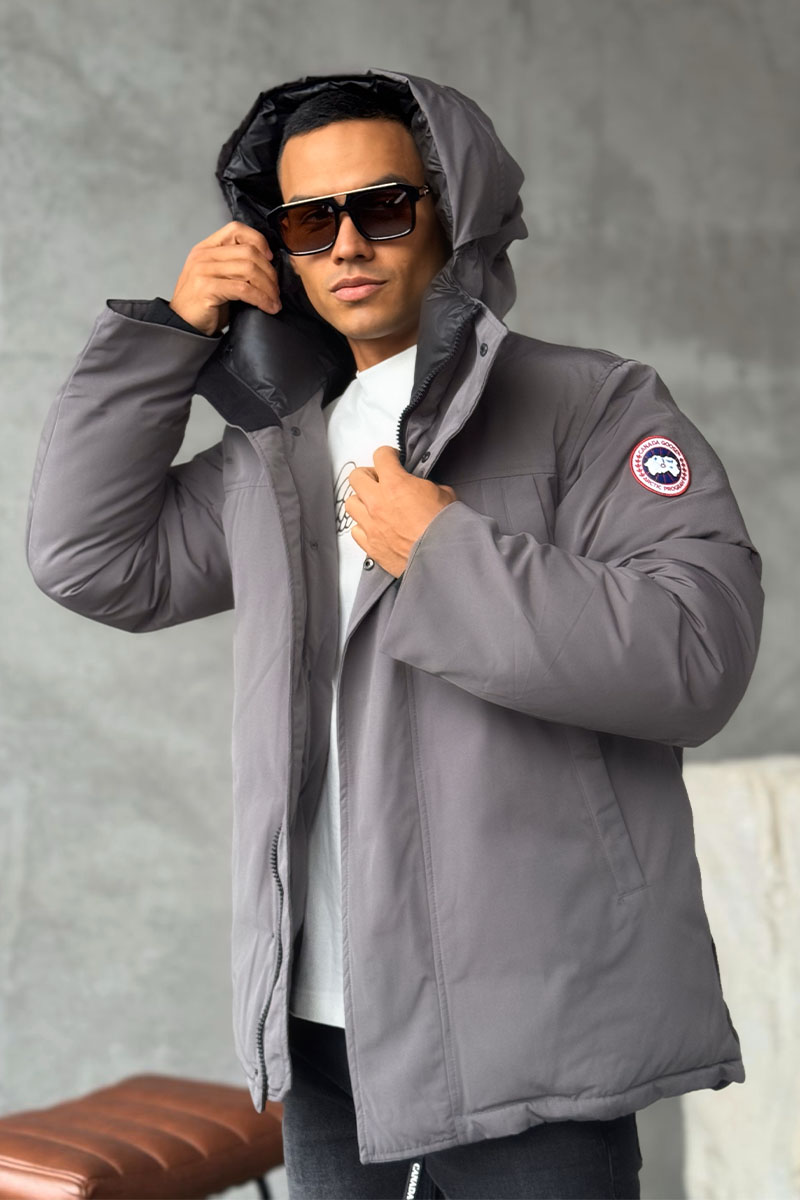Canada Goose Серый пуховик Sanford logo-patch
