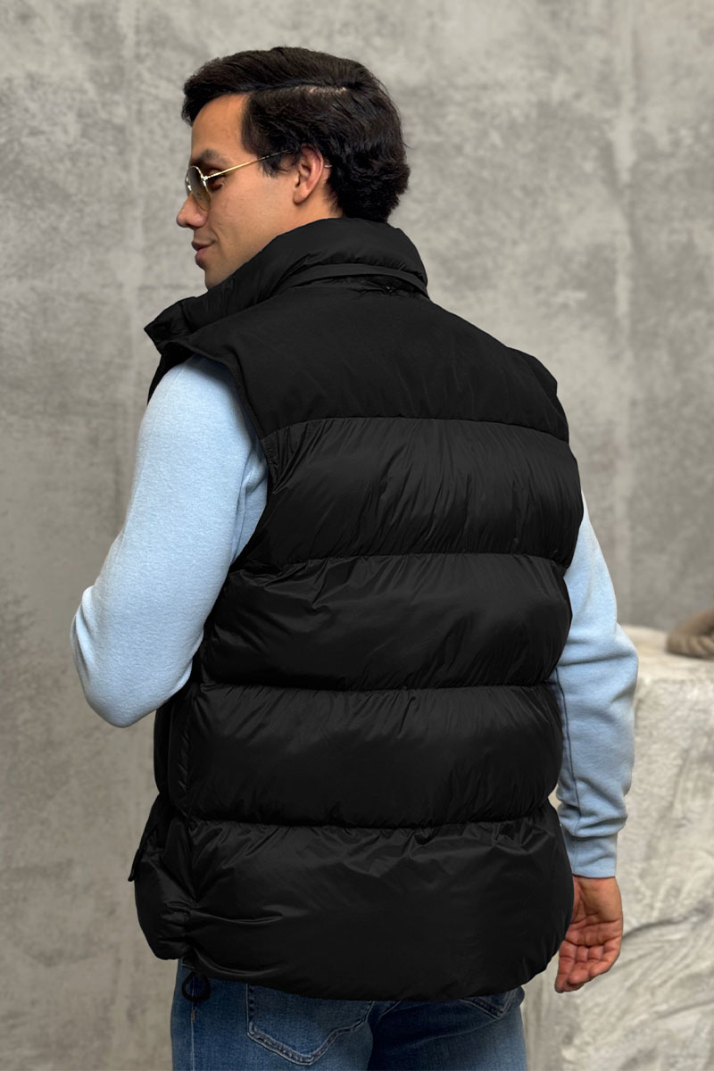 Burberry Чёрная куртка со съёмными рукавами London England logo-patch