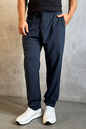 Мужские брюки тёмно-синего цвета 