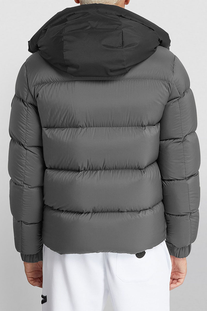 Moncler Утеплённая куртка Madeira серого цвета
