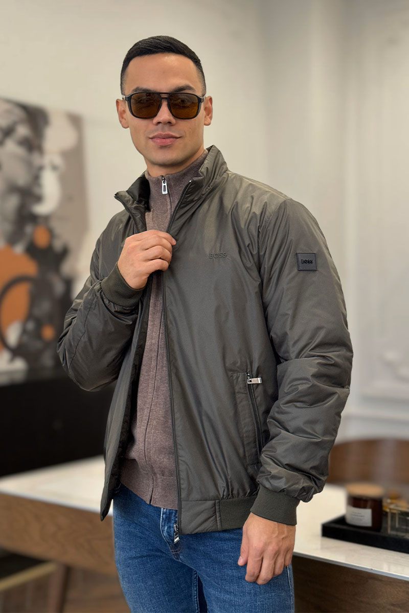 Hugо Воss Мужская зелёная куртка logo-patch 