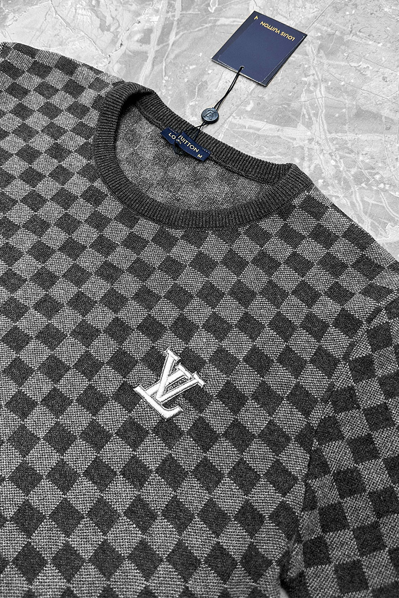 Lоuis Vuittоn Мужская кофта серого цвета Damier embossed logo