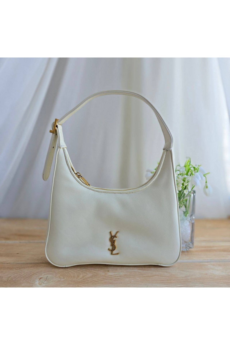 Yves Saint Laurent Кожаная сумка Calypso Mini 25x14 см