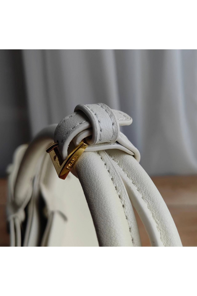 Prada Женская кожаная сумка Buckle 35x25 см (2 расцветки)