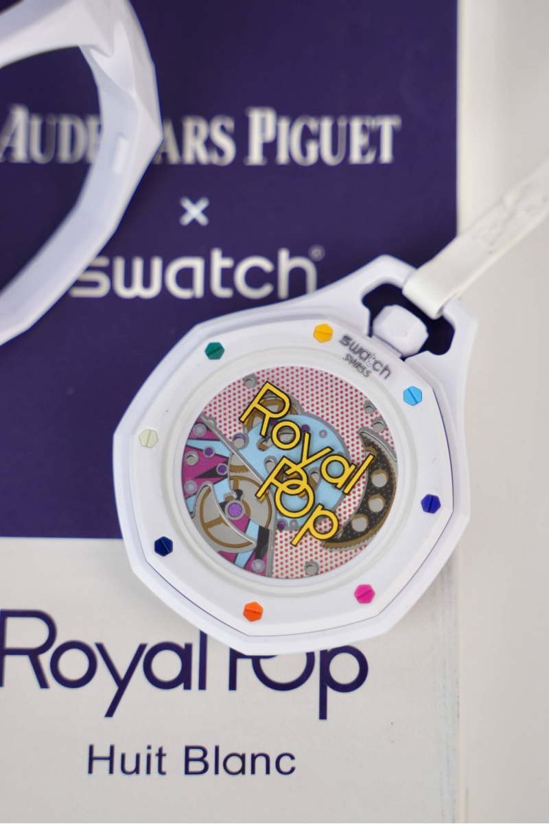 Designer Clothing Часы Audemars Piguet x Swatch "Royal Pop" Huit Blanc premium