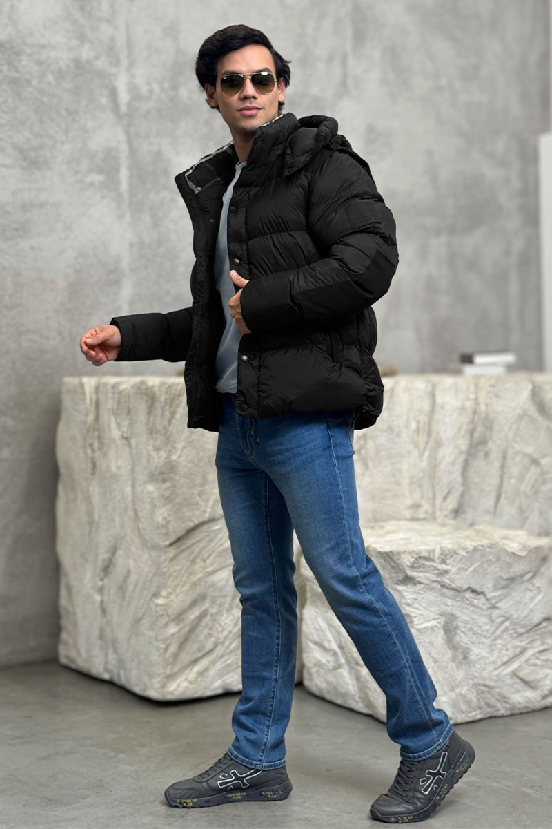 Burberry Чёрная куртка со съёмными рукавами London England logo-patch