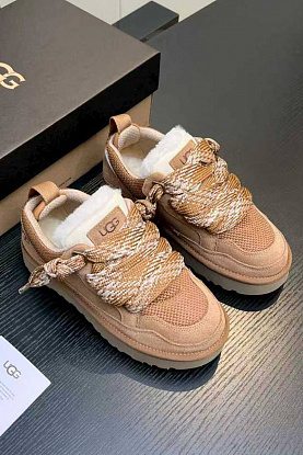 Женские замшевые ботинки UGG Lowmel