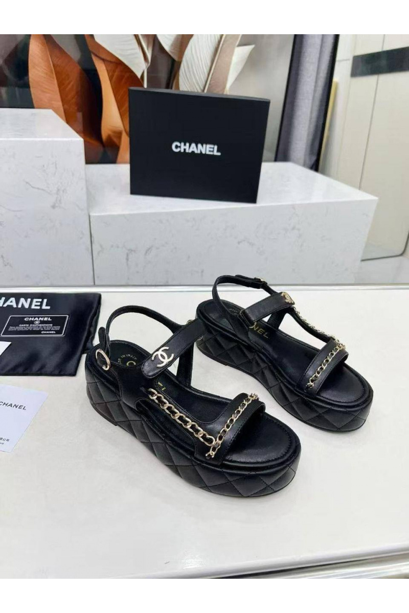 Chаnеl Женские кожаные сандалии чёрного цвета 