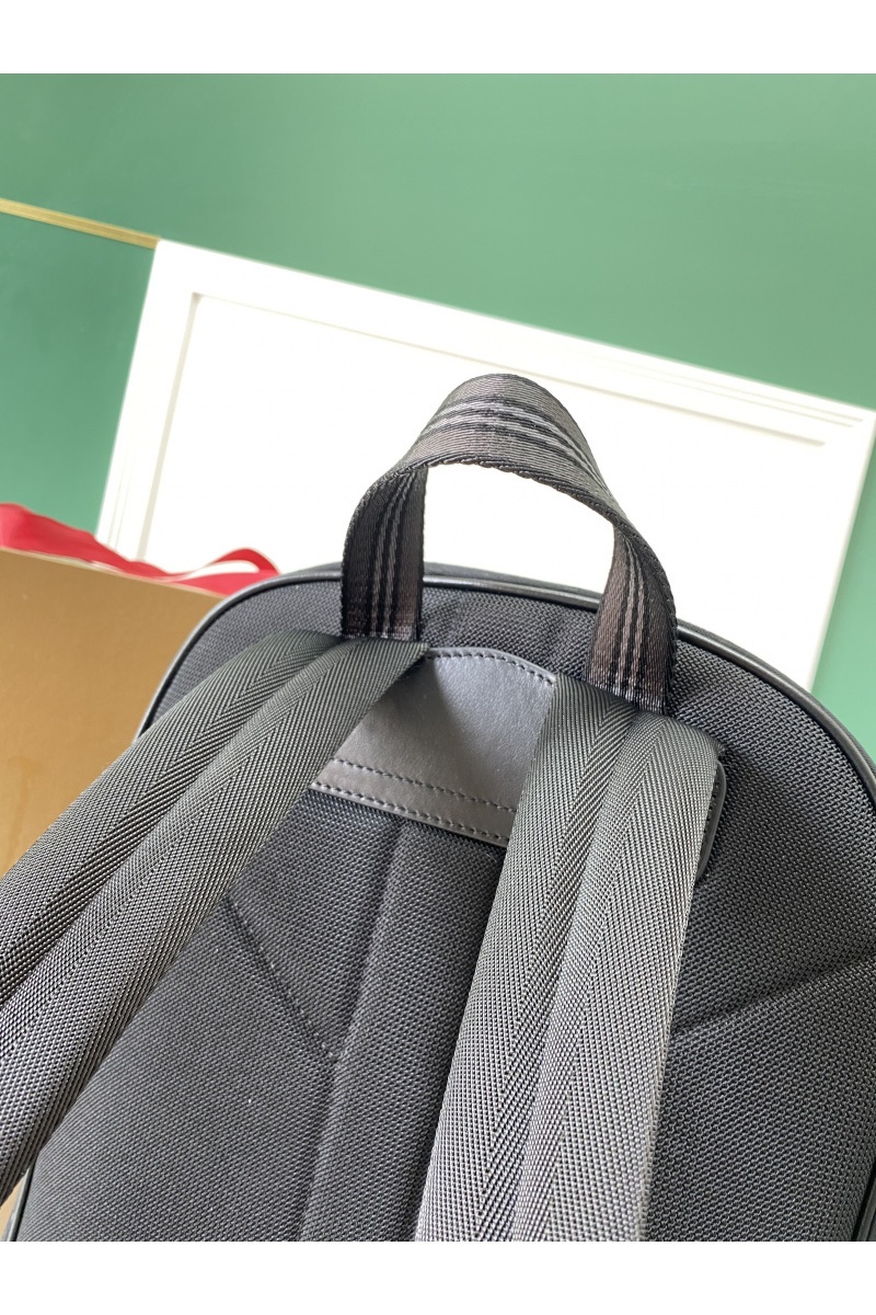 Burberry Нейлоновый рюкзак Premium 42.5x30x14.5 см