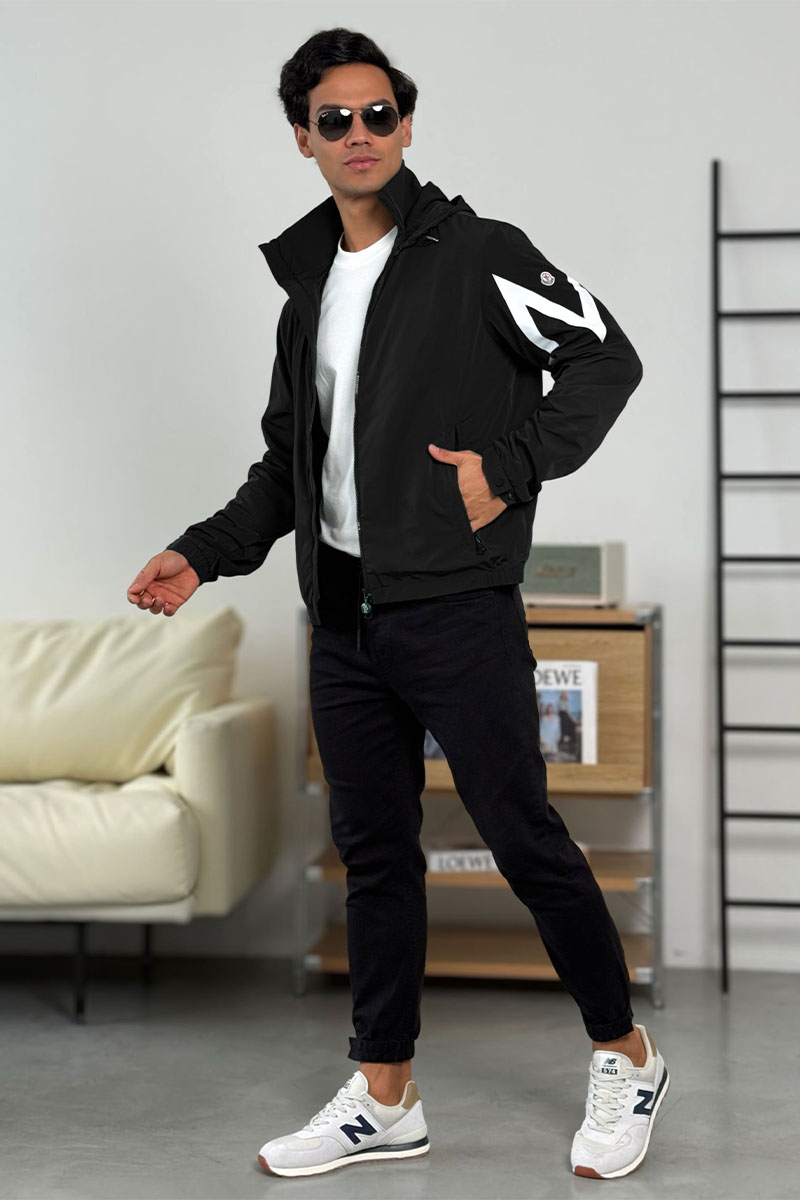 Moncler Мужская чёрная ветровка Fetuque