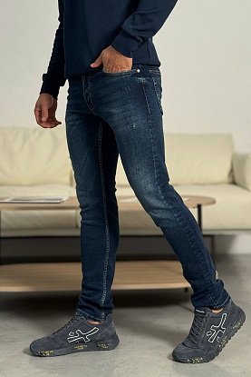 Мужские синие джинсы
