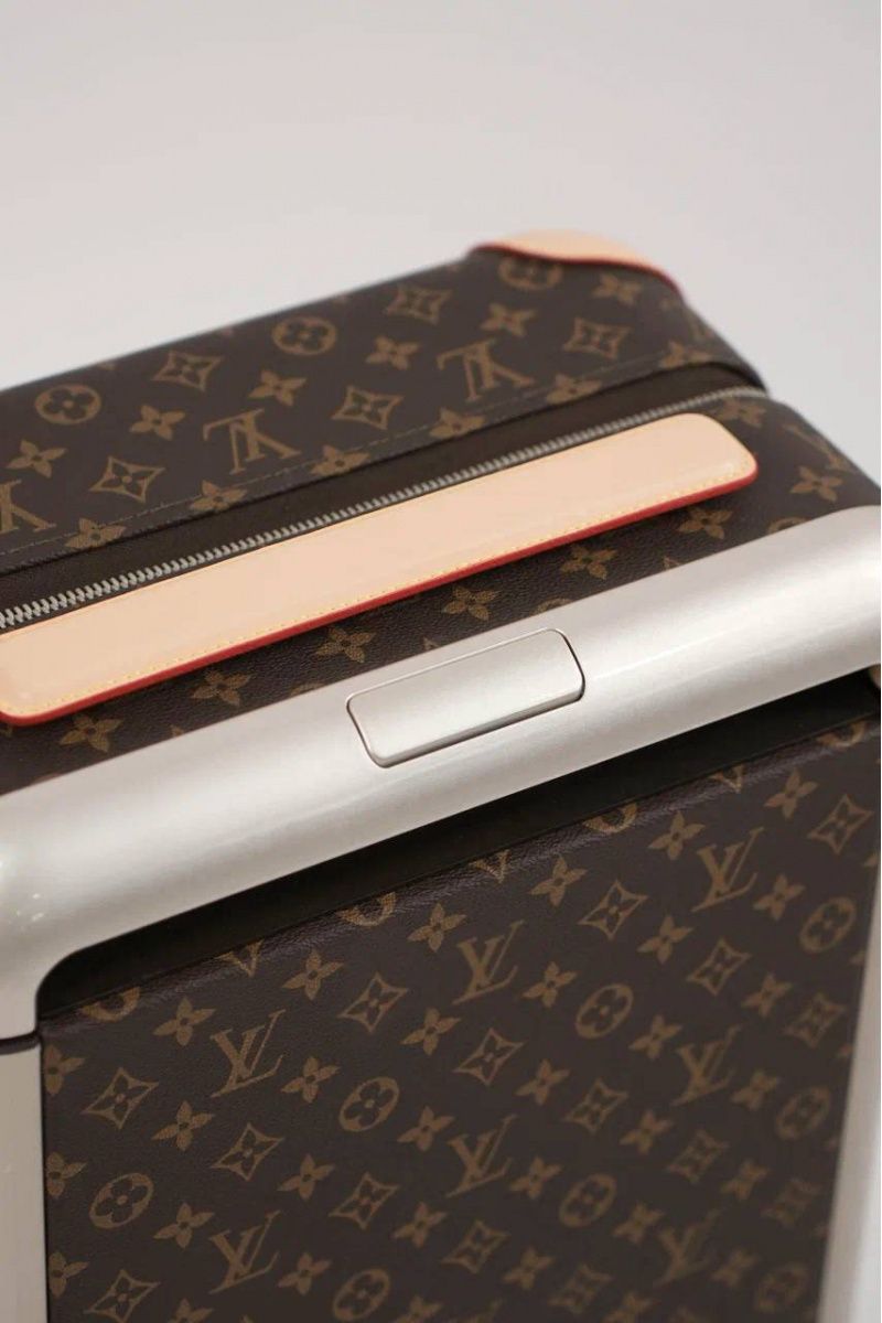 Rimowa Чемодан Horizon Premium 53x37x22 см