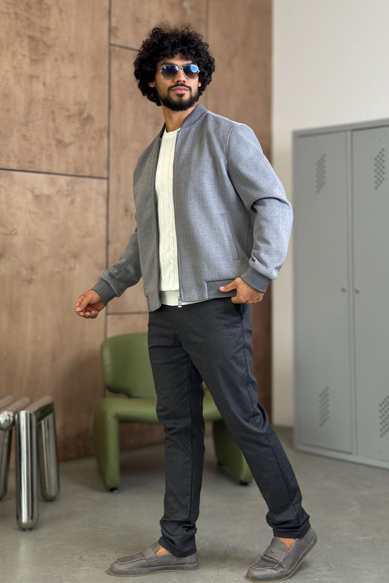 Hugо Воss Мужской бомбер серого цвета