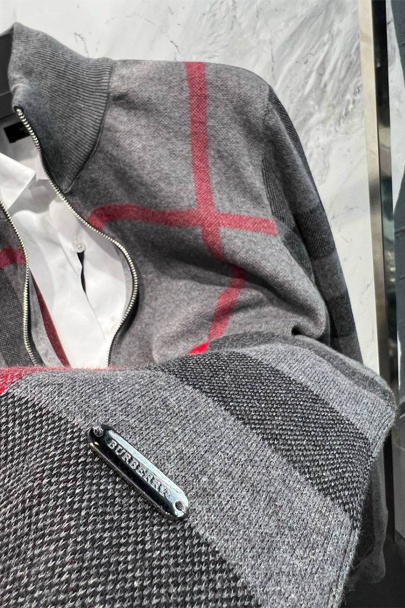 Burberry Серая кофта London Check Zip-Up
