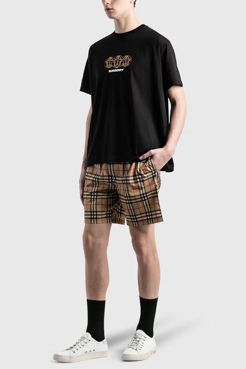 Burberry Мужская чёрная футболка Globe Graphic