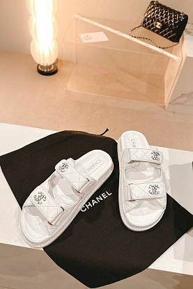 Женские кожаные сандалии Premium белого цвета