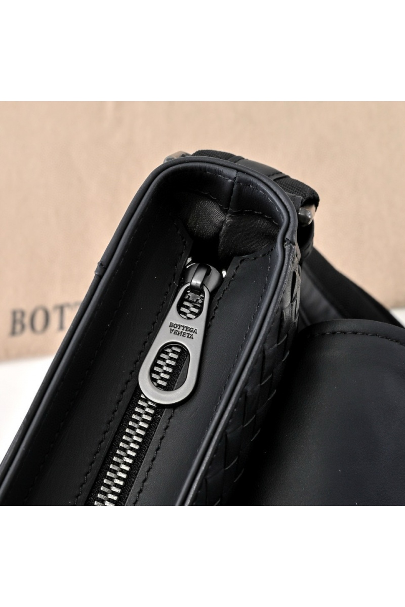 Bottega Veneta Кожаная сумка Premium 27x23x7 см