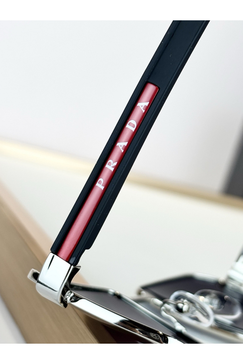 Prada Солнцезащитные очки Linea Rossa